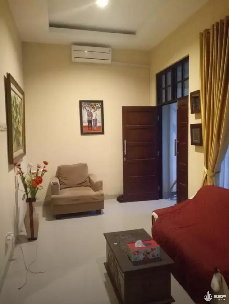 Rumah Nyaman dkt Lapangan Klidon Semi Furnished jakal km 12-17