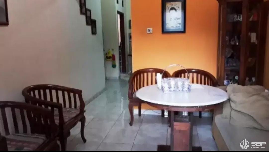 Turun Harga 2,5M>1,55M Rumah Cantik Stretagis dkt UGM jl Kaliurang km 6,5-5