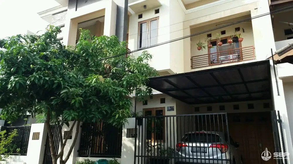 Rumah Mewah perum Barat Tugu Jogja dkt Banyumili Resto dlm Ringroad-7