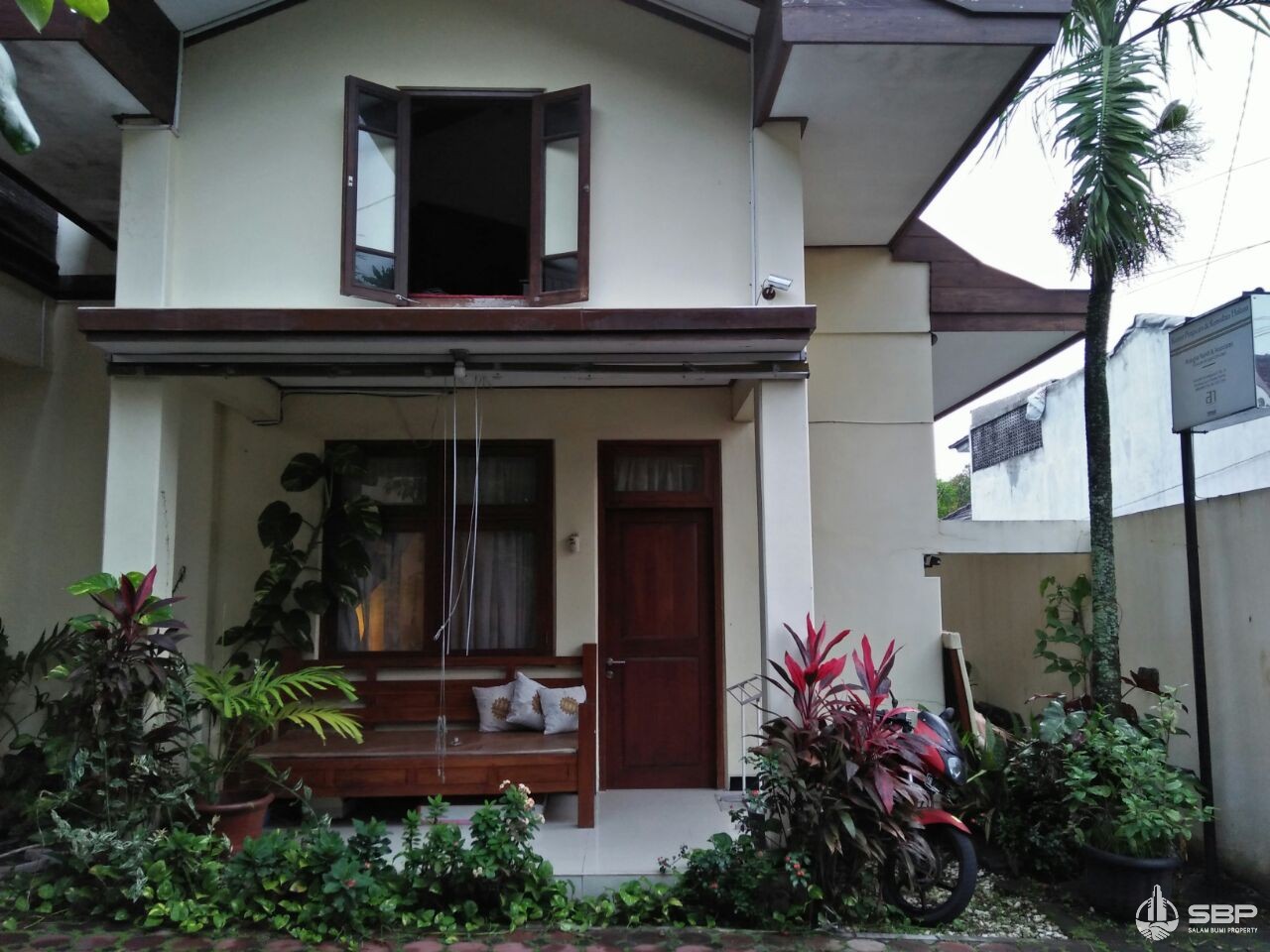 Rumah Megah Strategis cck Homestay condongcatur dkt POLDA DIY-16