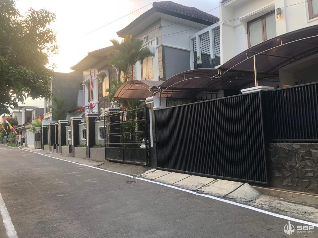 Turun HArga 2,3M jd 1,95M rumah Cantik Condongcatur Utara JIH-6