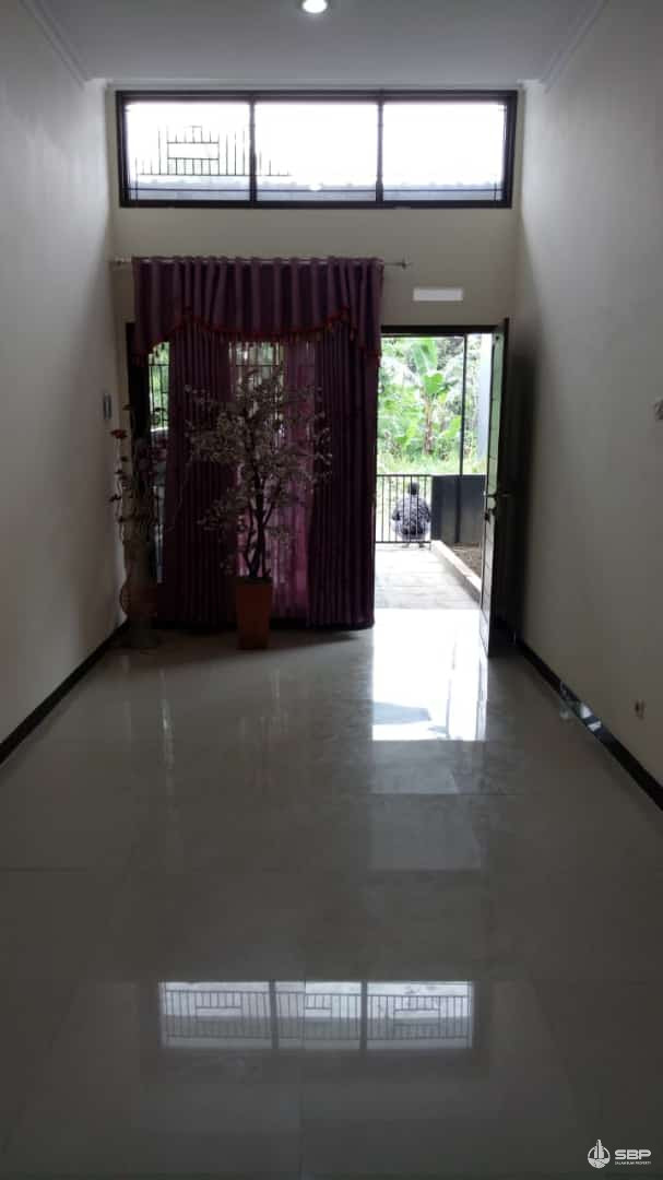 Rumah Cantik Minimalis dkt UGM,jl Magelang km 4,dkt SKE-9