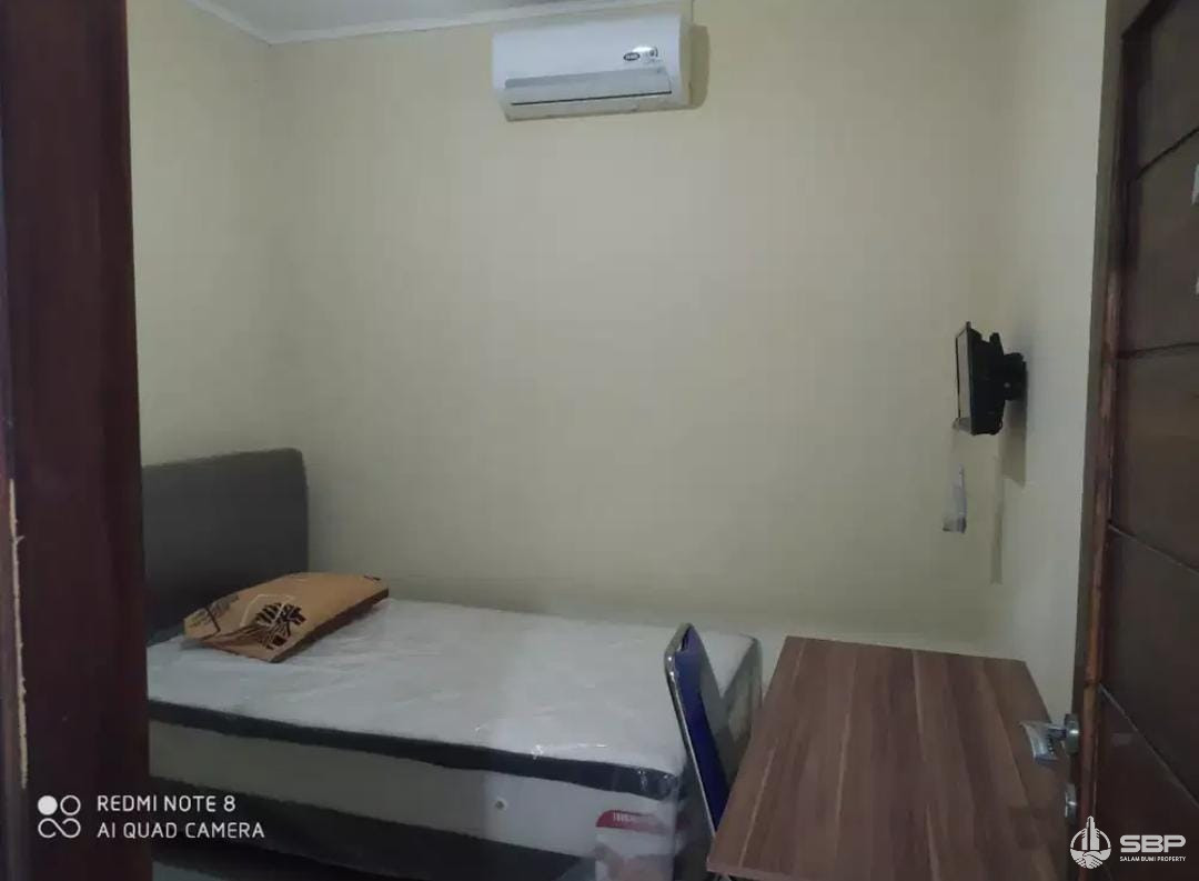 Rumah Kost 9kmr jl kaliurang km 9 utara hyatt,ugm-9