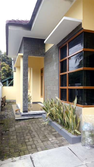 Rumah Baru 1,5 Lantai, Utara HYATT Hotel jl palagan,dkt UGM-2