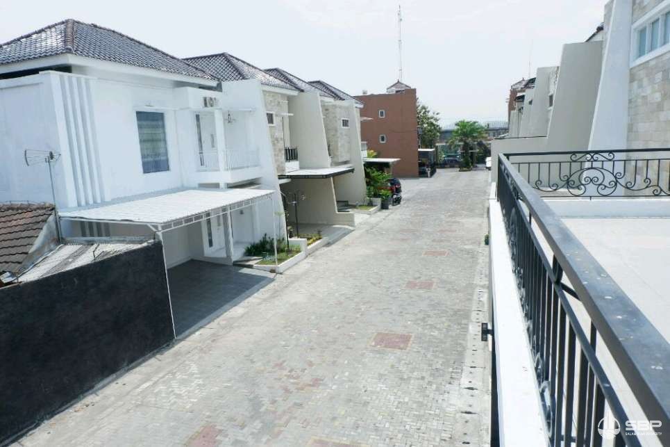 Rumah Mewah Baru dlm Perum Istimewa tengah Kota Jogja-2