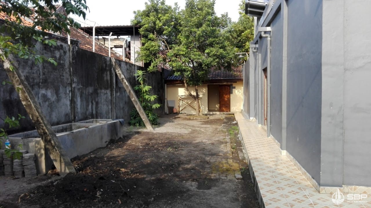 Jual Rumah Siap Pakai Lokasi Strategis Dkt Gembiraloka , UAD-6