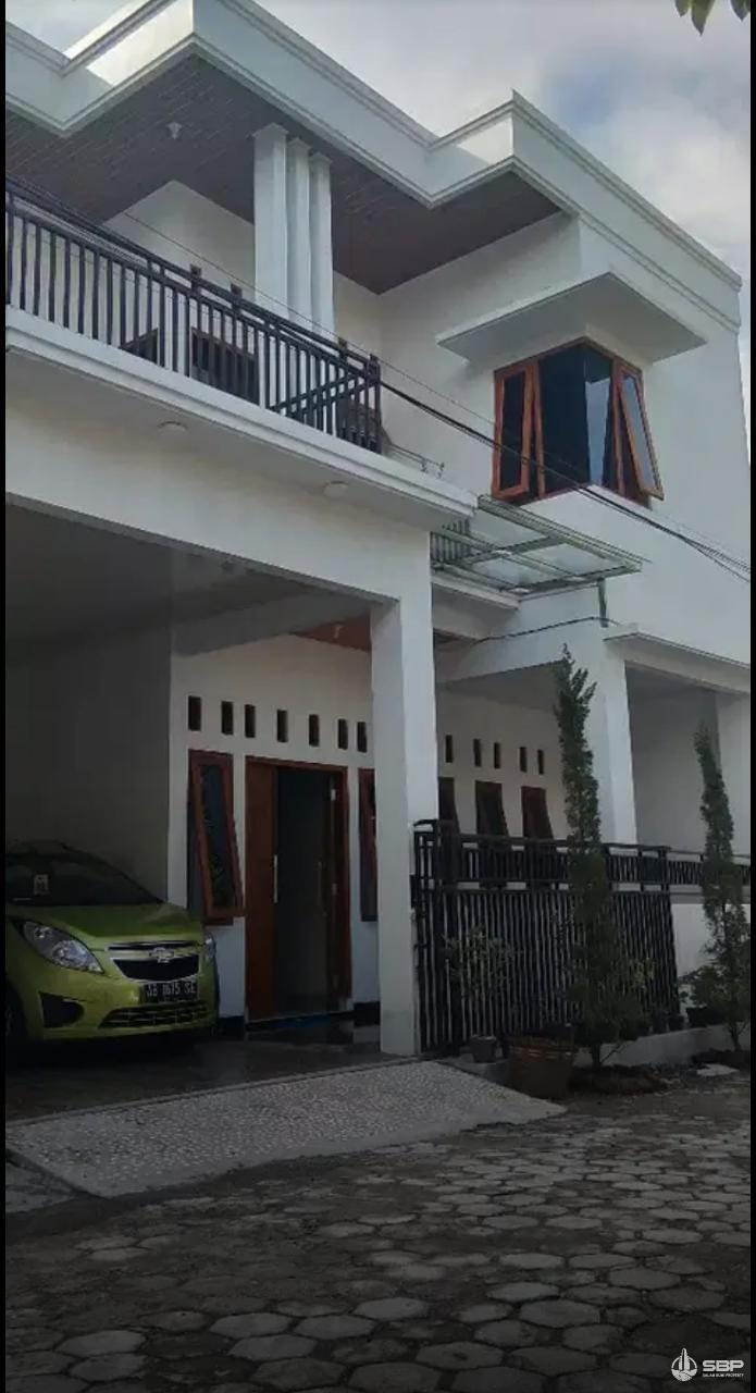 Rumah Cantik 2lt Perum Condongcatur utara Amikom,UPN-1