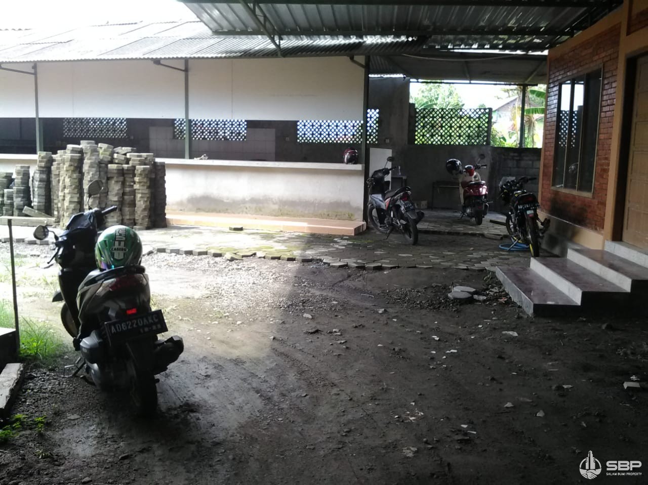 SHMP 3300m2 ld 24m Hoek Pinggir jl Utama Jogja-solo dkt Prambanan bonus Joglo-2