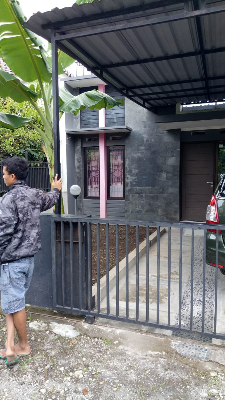 Rumah Cantik Minimalis dkt UGM,jl Magelang km 4,dkt SKE-4