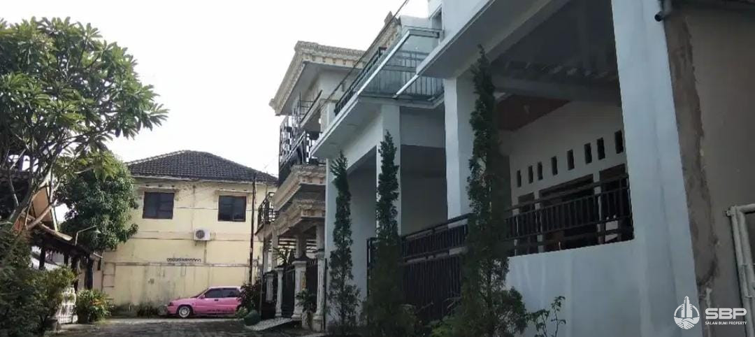 Rumah Cantik 2lt Perum Condongcatur utara Amikom,UPN-3