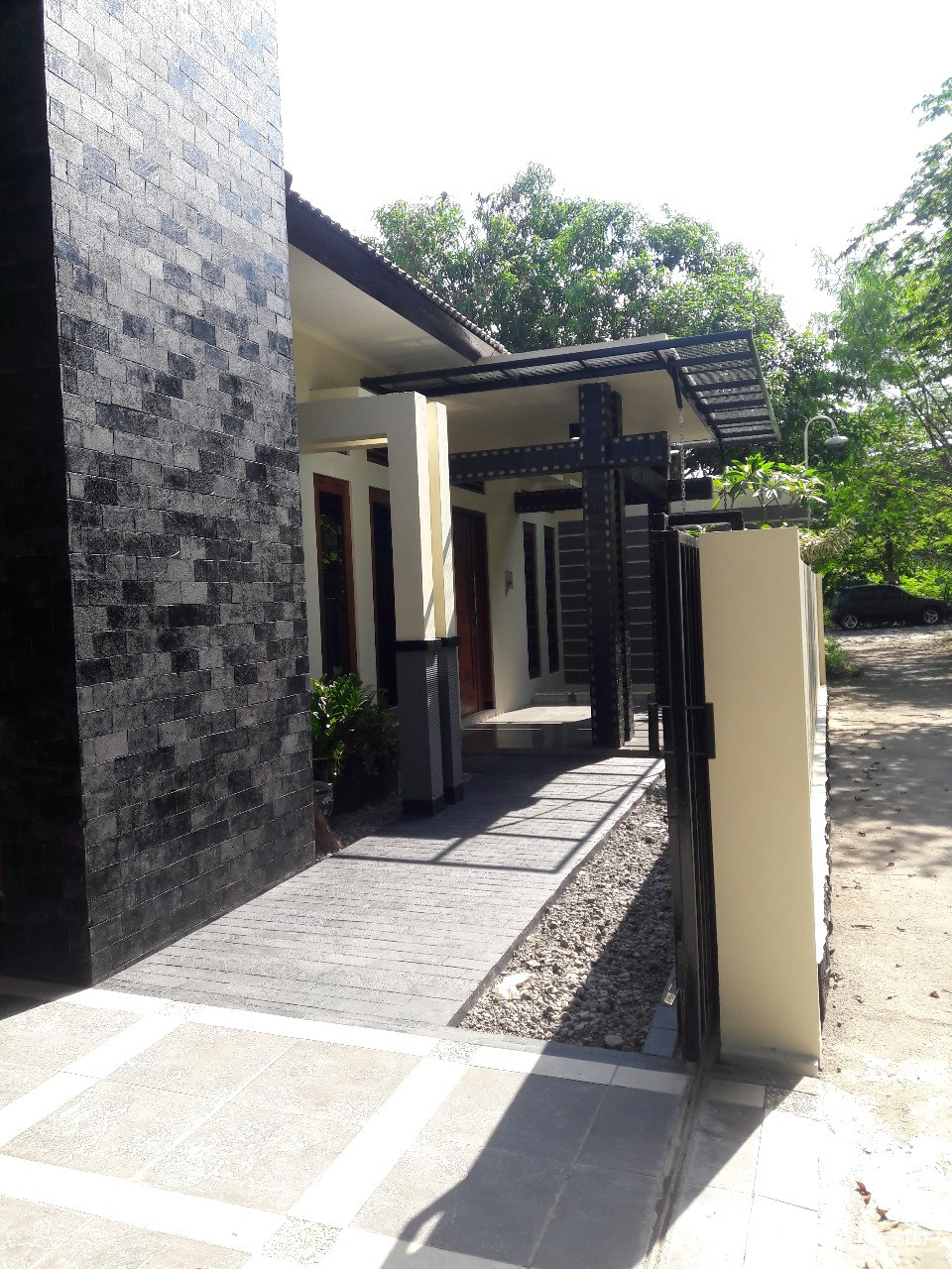 Rumah Cantik Strategis jl Kaliurang km 6 dkt UGM-2