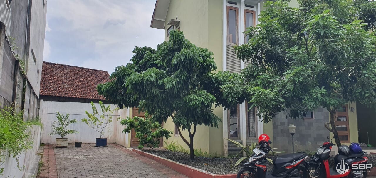 Rumah Cantik 2lt DDalam Perum Dekat UGM Jl Palagan KM 7-7