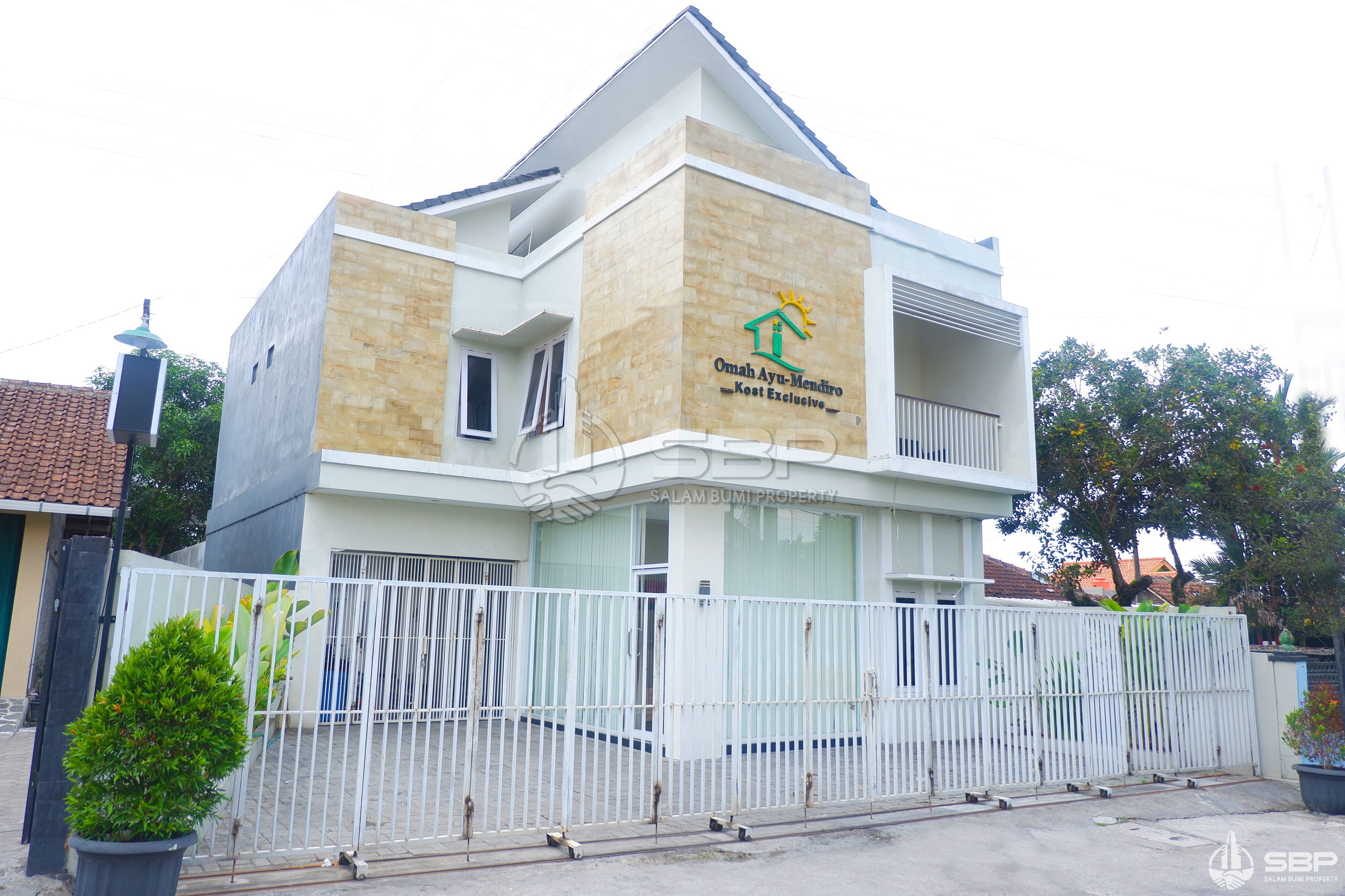 Home Stay + Kost Exclusive Mewahl di Jalan Kaliurang dekat UII-17