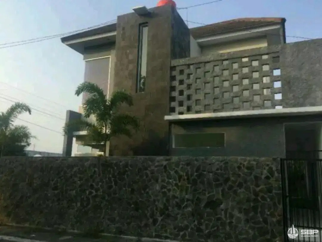 Rumah MEwah Modern jl Kaliurang km 9,Condongcatur,Plosokuning-5