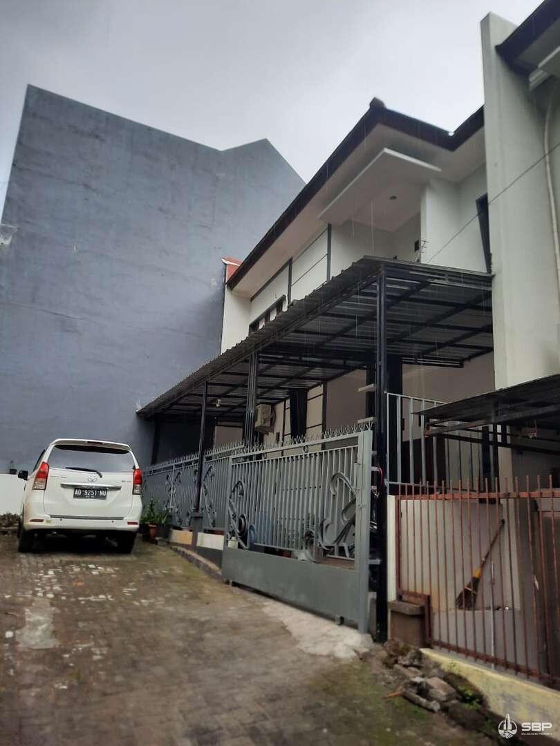 Rumah Cantik 2lt dlm Cluster Condongcatur,manukan-1