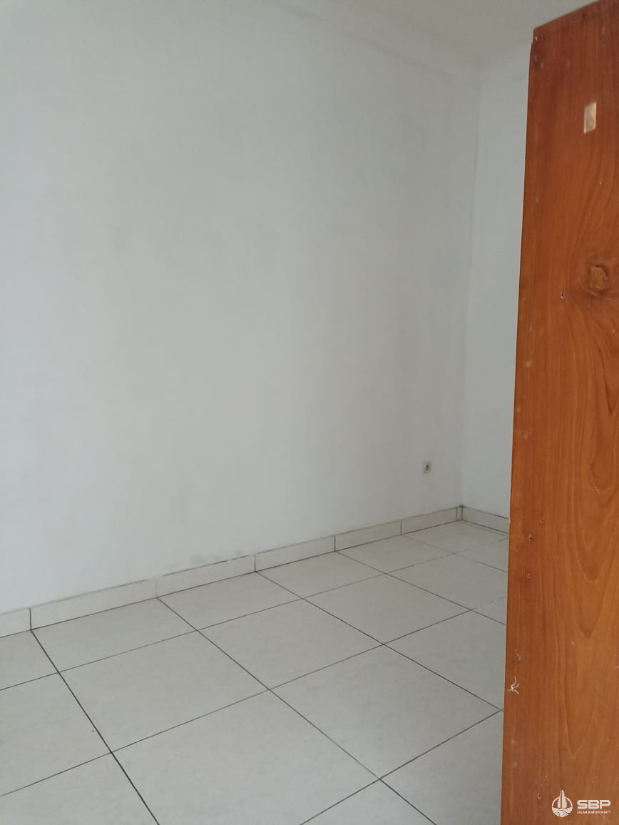 Rumah Cantik Luas 256m2 dlm PERUM jl kaliurang km 9 utara UGM-23