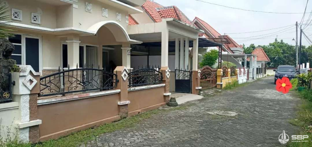 Rumah Cantik Minimalis 2lt Perum dkt UGM jl palagan km 7-1