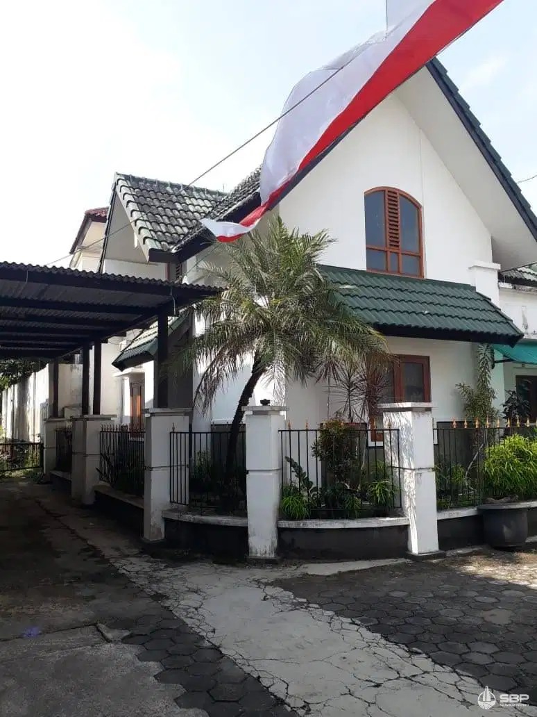 Rumah Cantik strategis perum jakal km 6 dkt UGM-1