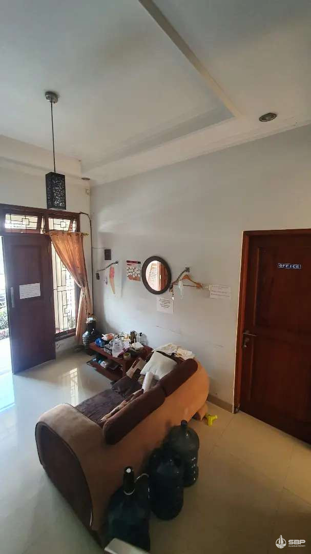 Rumah Cantik strategis 2lt Perum jl kaliurang km 6 dkt UGM,jl Sulawesi-14