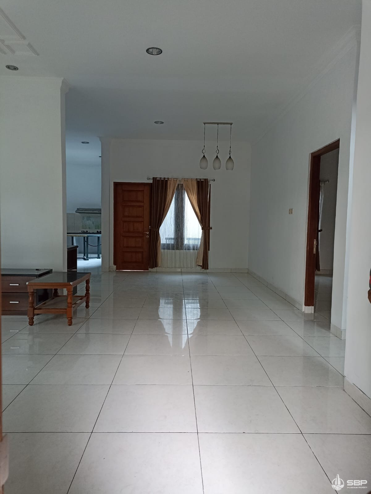 Rumah Cantik Luas 256m2 dlm PERUM jl kaliurang km 9 utara UGM-3