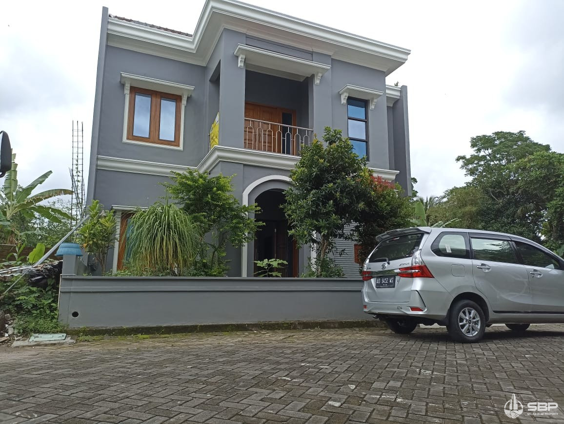 Rumah Cantik Luas 256m2 dlm PERUM jl kaliurang km 9 utara UGM-1