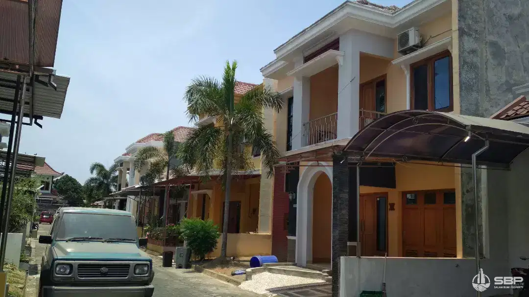 Rumah Cantik Lux Perum jl kaliurang km 9 Utara UGM-1