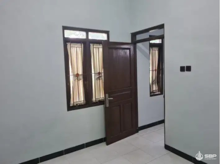 Rumah Cantik 2lt Cluster Condongcatur Utara Terminal Concat-3