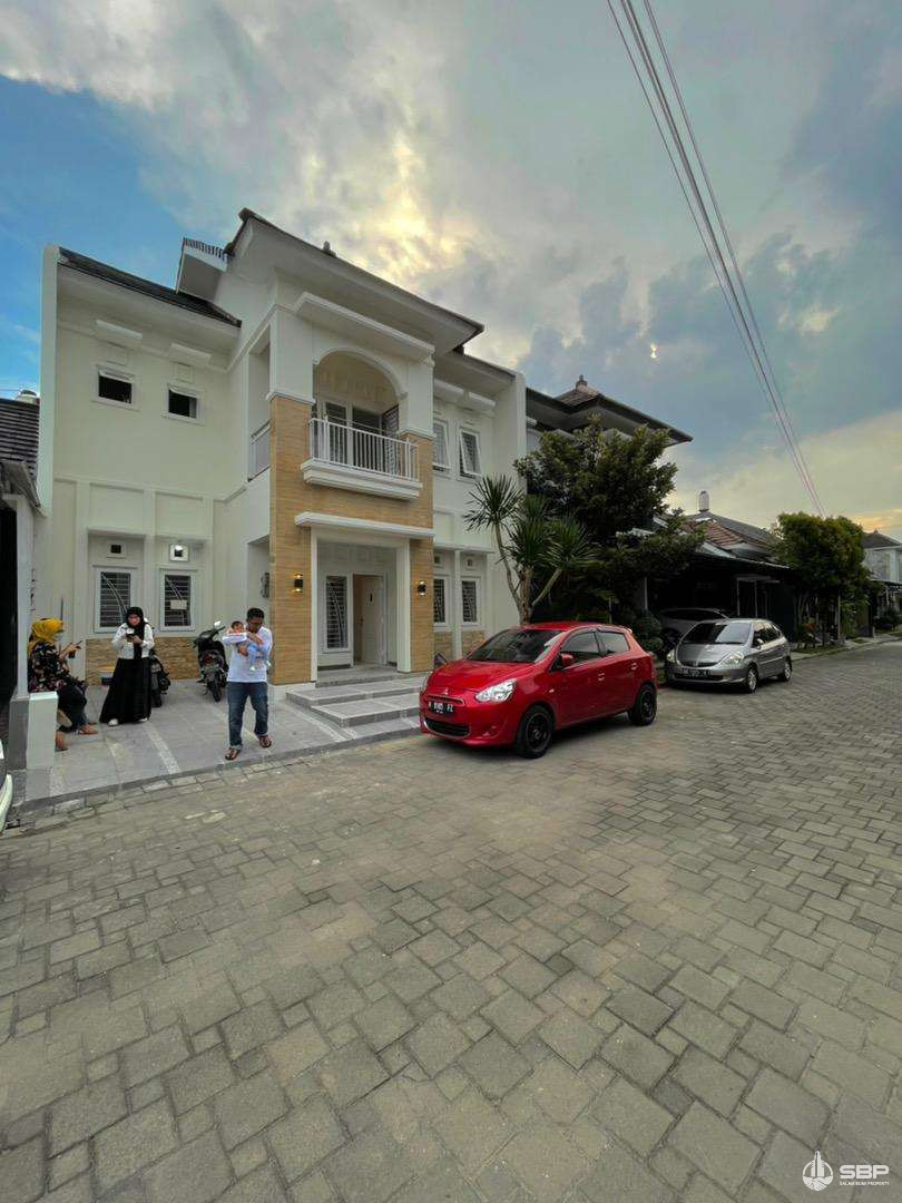 Rumah Cantik Modern 2lt Baru, dlm Perum condongcatur dkt Hartono Mall-5