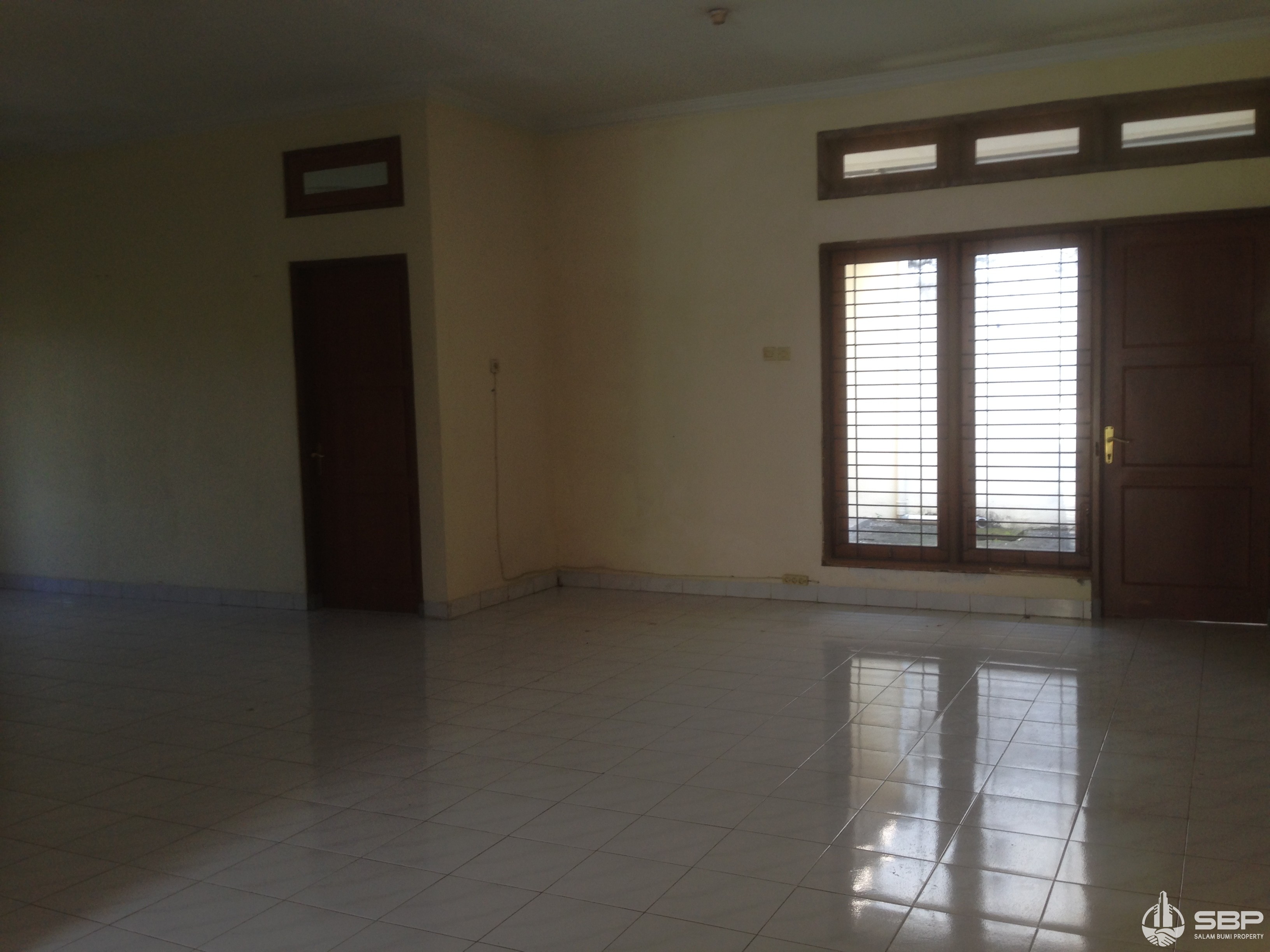 Dijual Segera Rumah Perum Taman Cemara dkt Casa Grande Maguwo-13