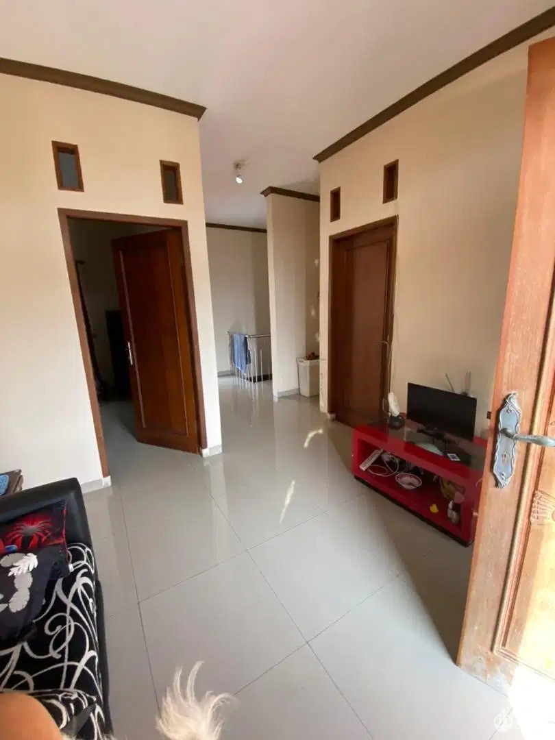 Rumah cantik Perum 2lt jl palagan km 7 dkt UGM-3