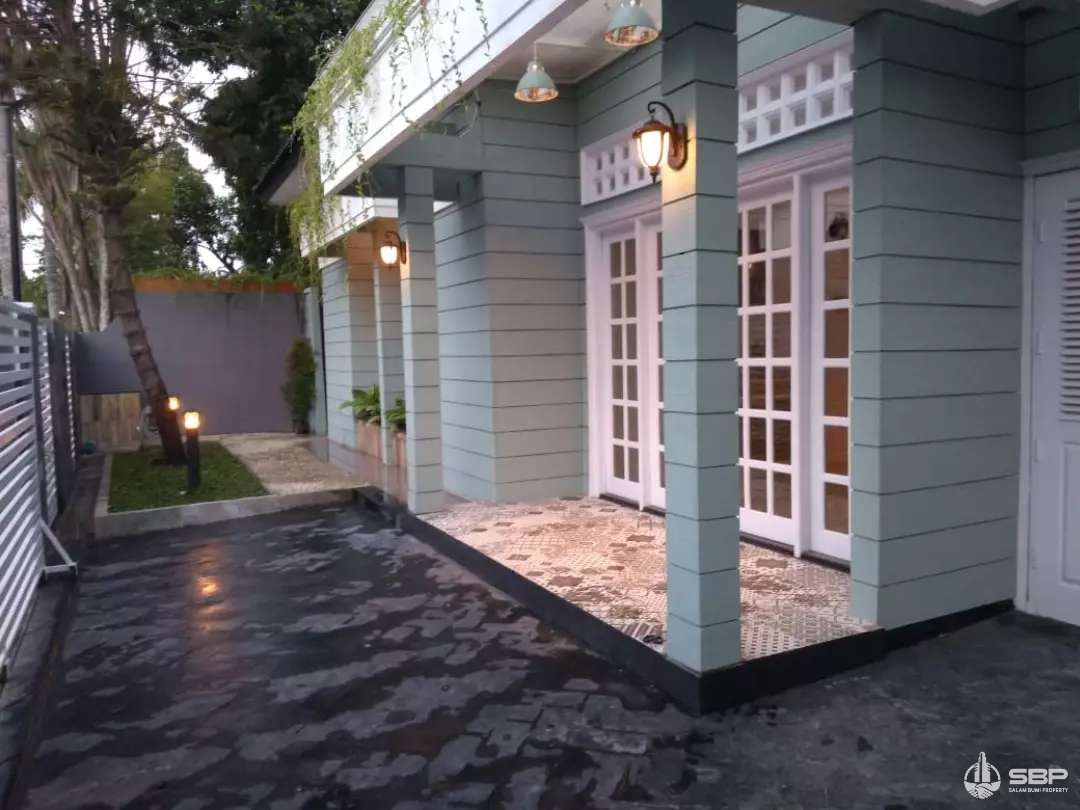 Rumah Mewah Modern Klasik type Nordik Barat Wirobrajan,kadipiro-5