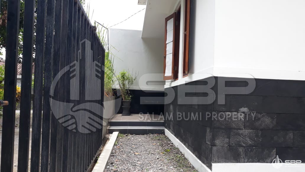 Rumah Induk + Kost 5kt Istimewa jl kaliurang km 8,5.Utara jl Damai-2