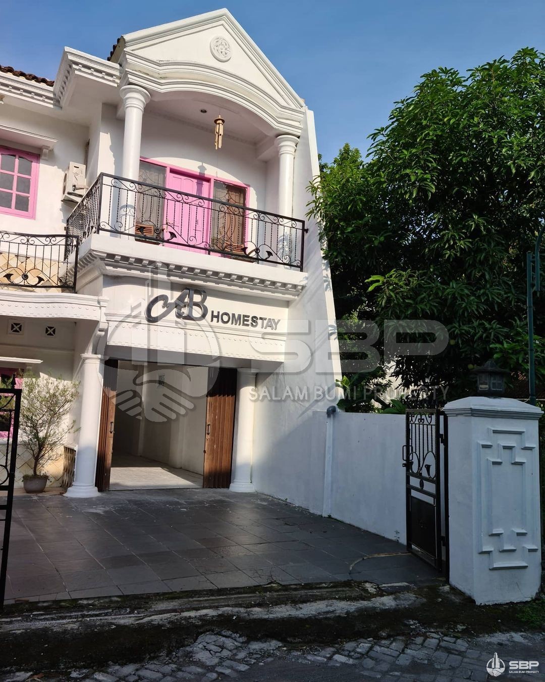 Dijual Cepat Rumah Induk+Homestay/Kost dkt UGM jl kaliurang km 6-1