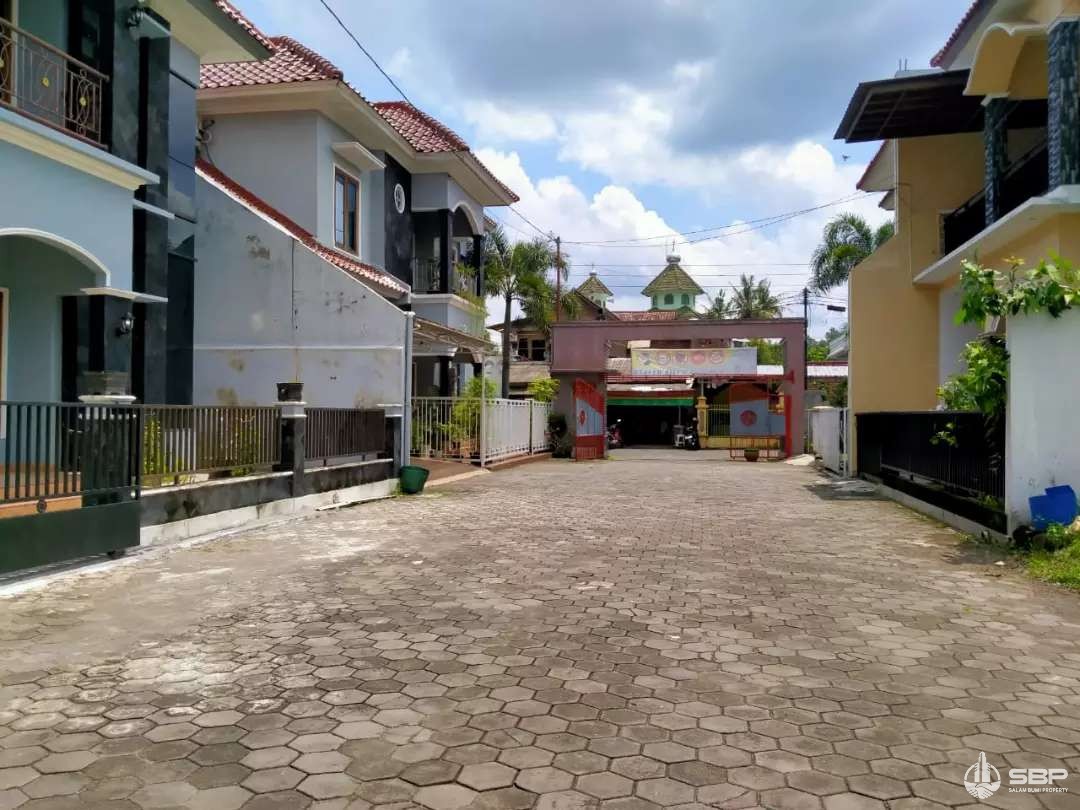 Kost Exclusive 10kt 10km 4lt Baru dkt UGM,RS Sardjito dlm Komplek Perum-3