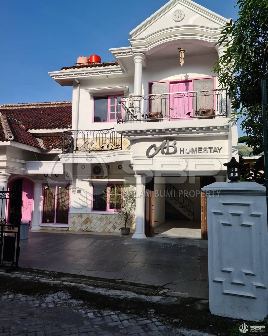 Dijual Cepat Rumah Induk+Homestay/Kost dkt UGM jl kaliurang km 6-3