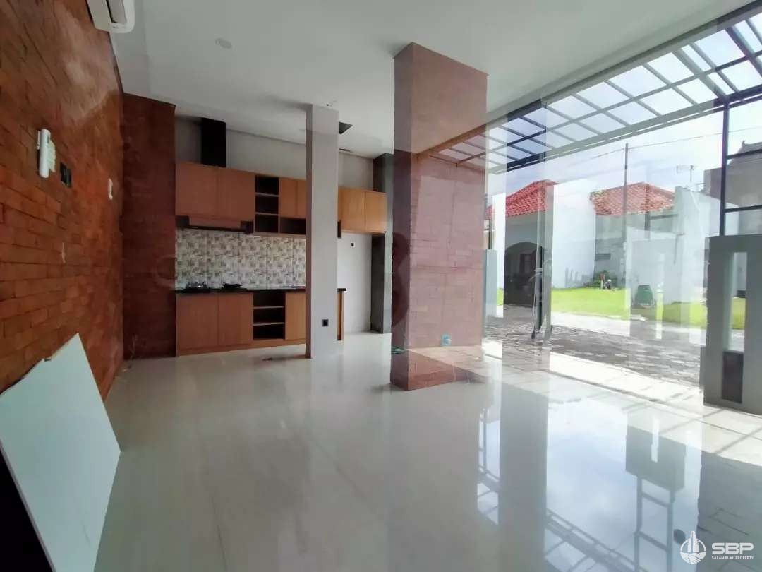 Kost Exclusive 10kt 10km 4lt Baru dkt UGM,RS Sardjito dlm Komplek Perum-2