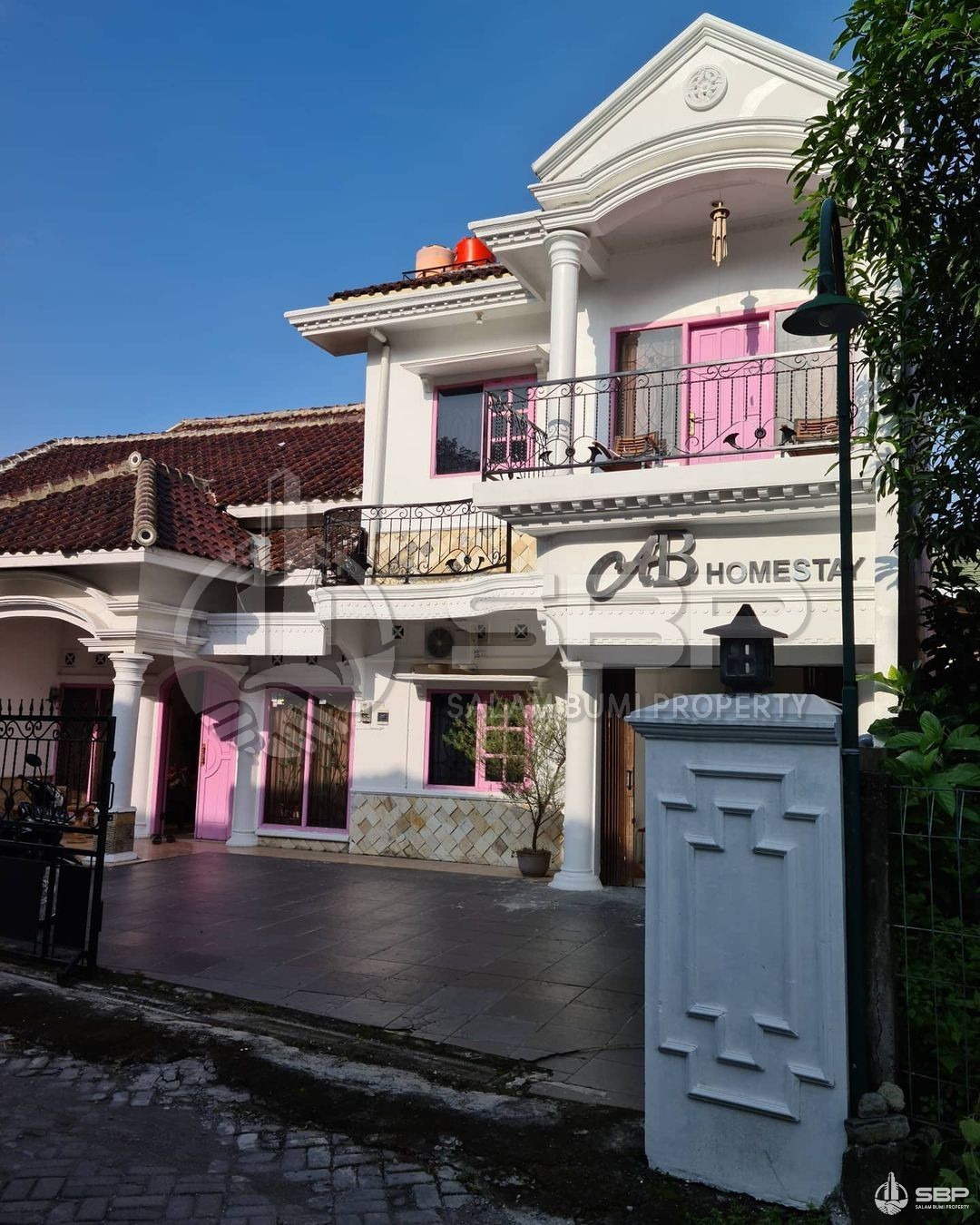 Dijual Cepat Rumah Induk+Homestay/Kost dkt UGM jl kaliurang km 6-2