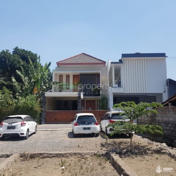 Kost Exclusive 10kt fullfurnish Link Premium Strategis dkt UPN,Hartono Mall-1