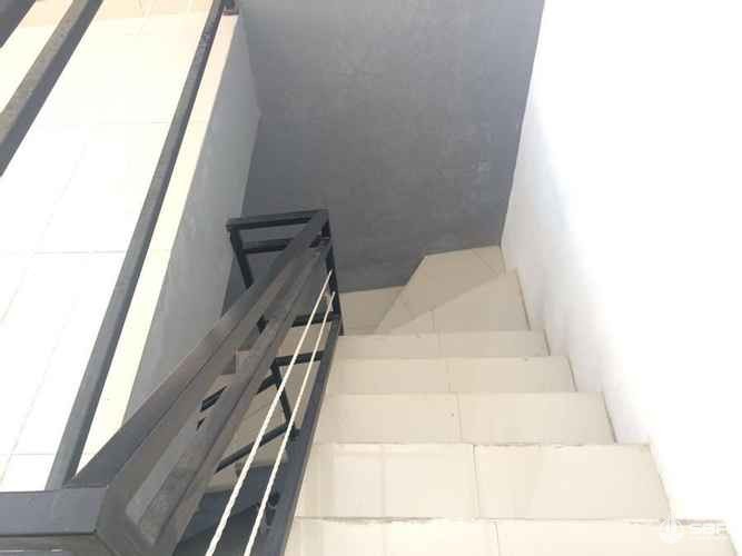 Guesthouse + 20kt Kost Exclusive Pinggir jl Apal Timur UPN,UMBY dlm Ringroad-5