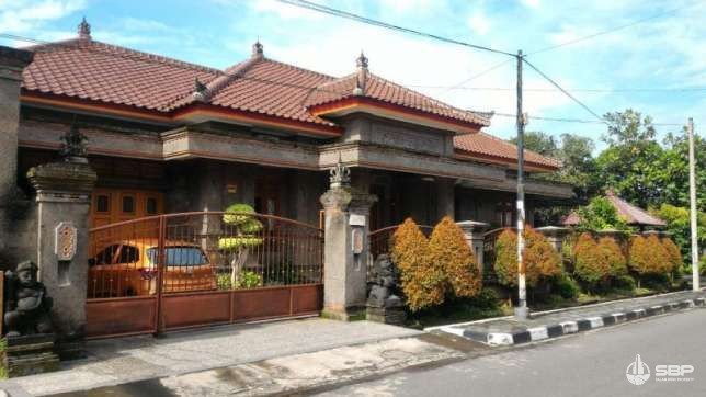 Rumah Termewah design Bali Tengah Kota Jogja dkt Balaikota Strategis-7