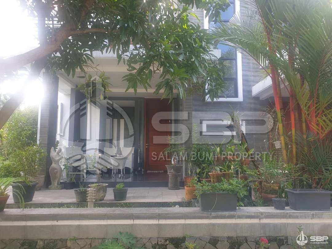 Rumah MEwah Perum TerElite Bale Hinggil Hoek jl Kaliurang km 9,5 dkt UGM-2