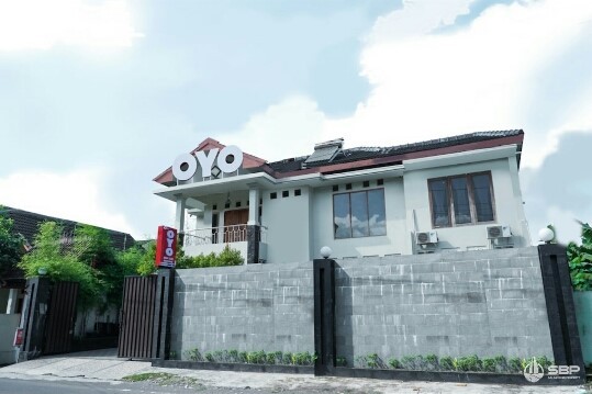 Rumah Homestay Mewah + Kolam Renang dkt UGM,FullFurnish-11