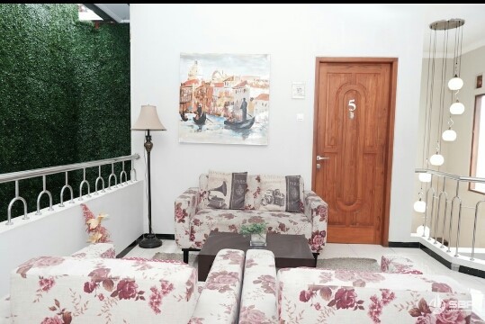 Rumah Homestay Mewah + Kolam Renang dkt UGM,FullFurnish-5