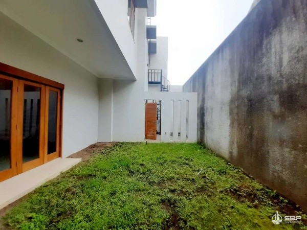 Rumah MEwah Perum Elite Taman Palagan Asri dkt UGM-15