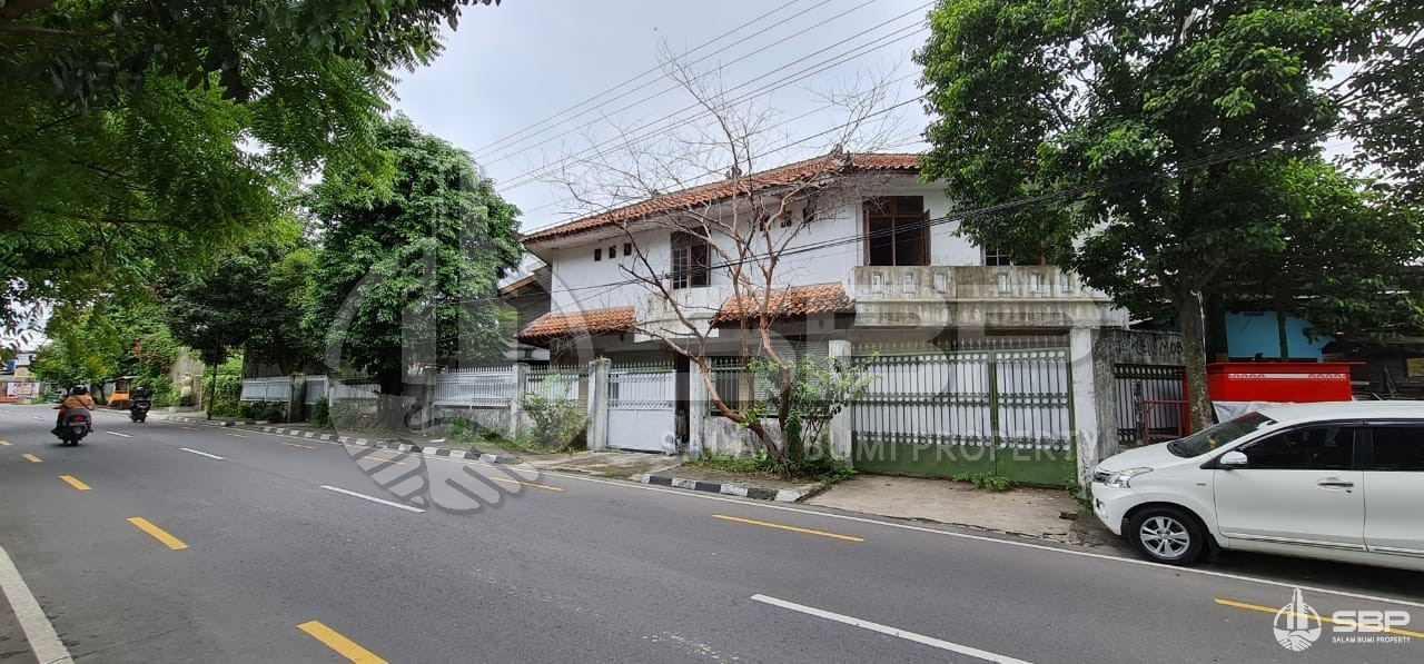 Turun Harga 5M jd 4,5M nego Rumah Besar cck Kantor Kodya jl Veteran-4