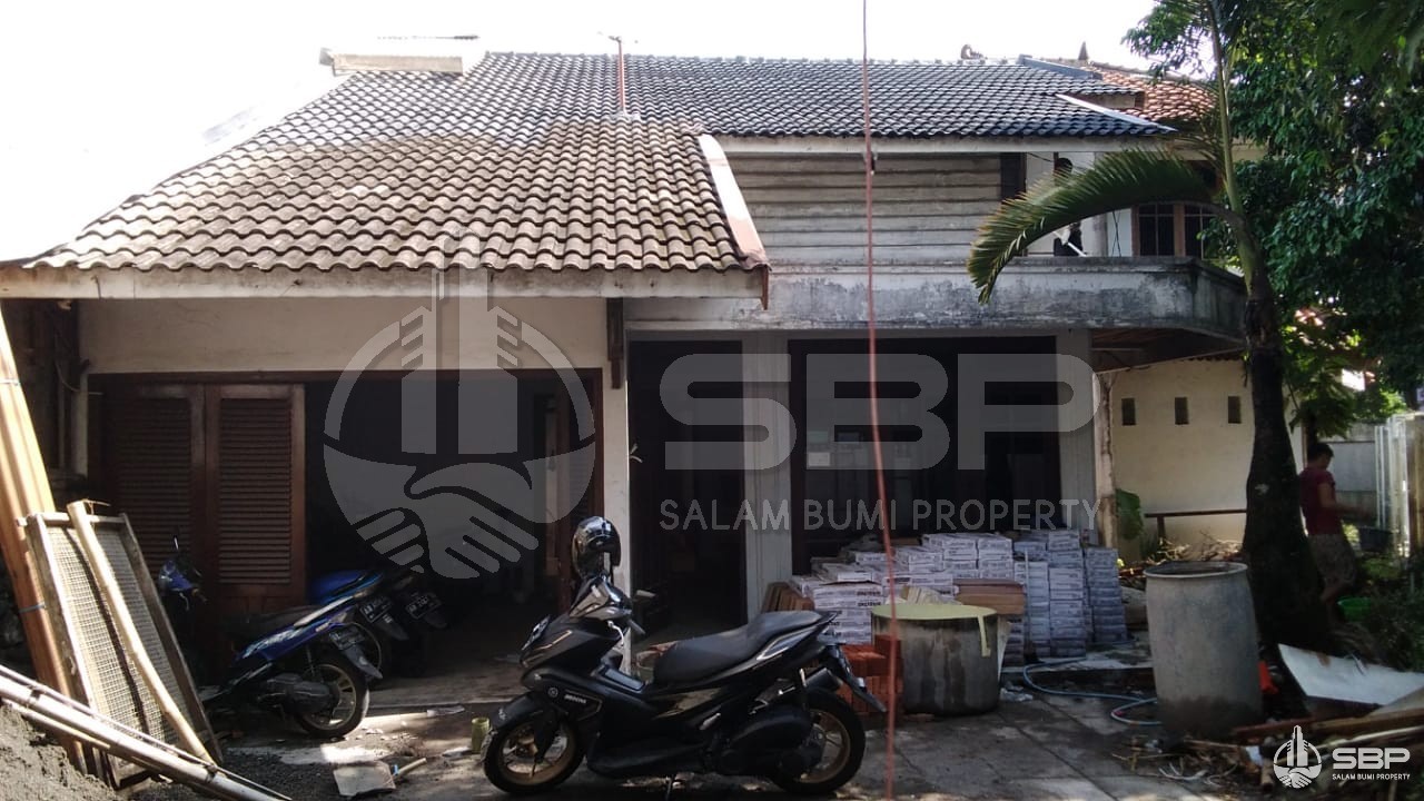 Turun Harga 5M jd 4,5M nego Rumah Besar cck Kantor Kodya jl Veteran-3