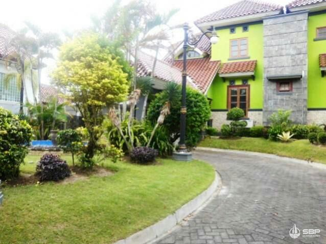 Rumah Mewah Perum Elite Merapi View jl Kaliurang km 9 dkt UGM-15