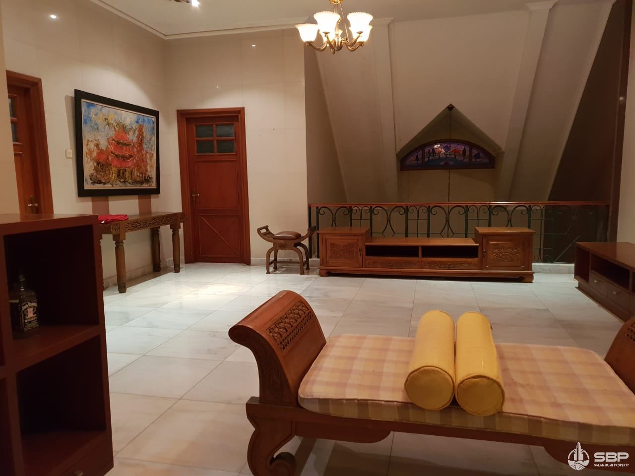 Rumah Mewah Perum Elite Merapi View jl Kaliurang km 9 dkt UGM-11