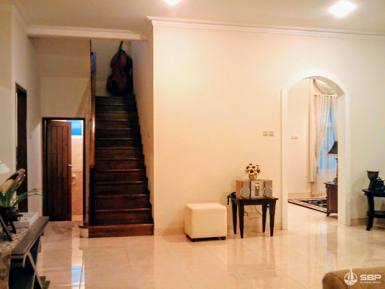 Rumah Mewah Perum Elite Casa Grande dkt UPN-8