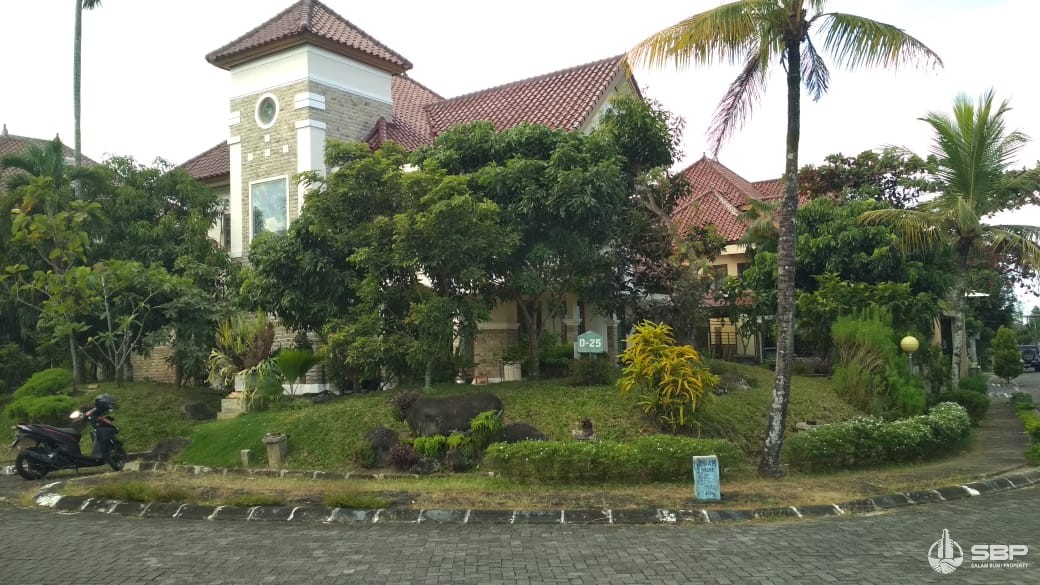 TURUN HARGA BU 10M>8,8M Rumah MEwah MEgah Perum Elite jl kaliurang km 9,Merapi View-1